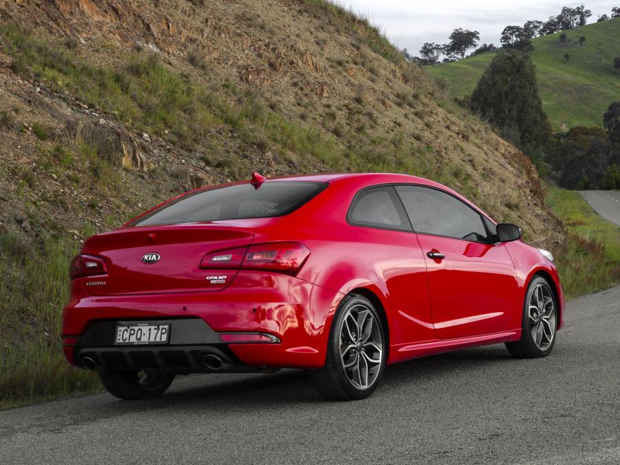  Kia Cerato Koup 2013 года  (AU) (фото 13 из 20)
